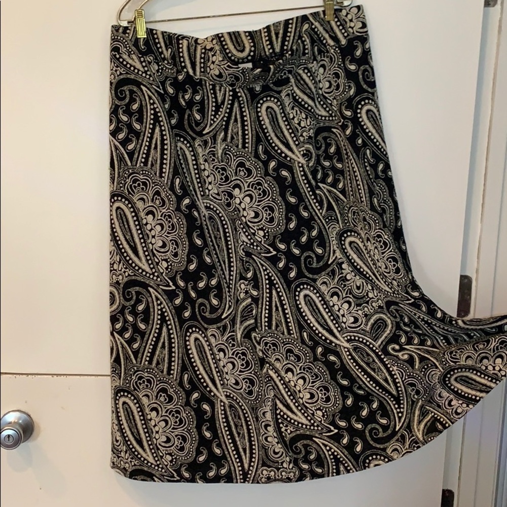 Black and tan ankle length skirt